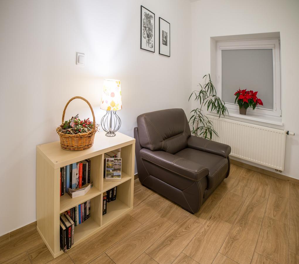 Pod Slonecznym Zegarem Apartamento Ustroń Exterior foto